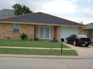 2508 Creely Dr, Chalmette, LA 70043