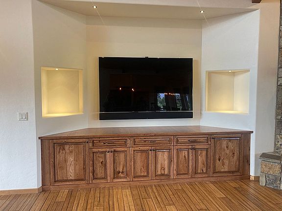 custom built in media cente 