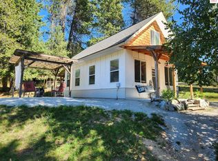 379 Pinecrest Loop, Sandpoint, ID 83864