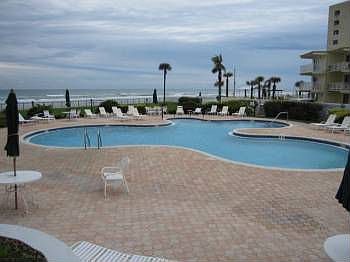 4th image of 2555 S Atlantic Ave APT 502