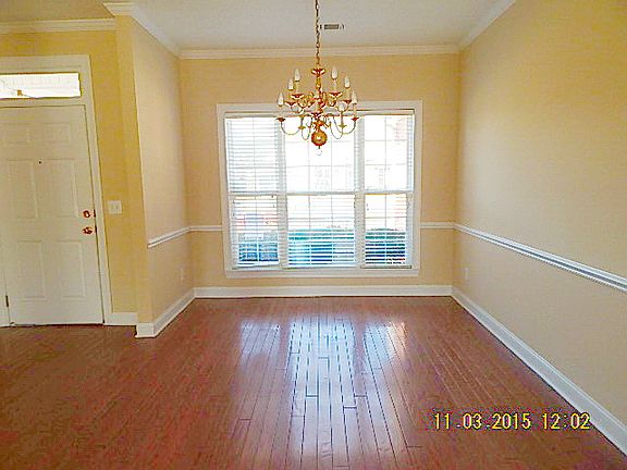 5th image of 2150 Elderberry Dr