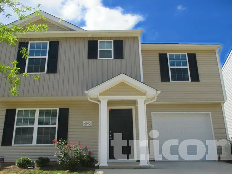 4840 Magnasco Ln — Photo 2