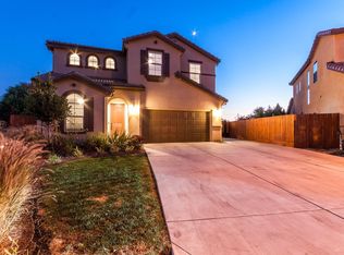 1486 Haroldsen Ln, Clovis, CA 93619