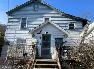 41 Hillside Dr, Warren, PA 16365