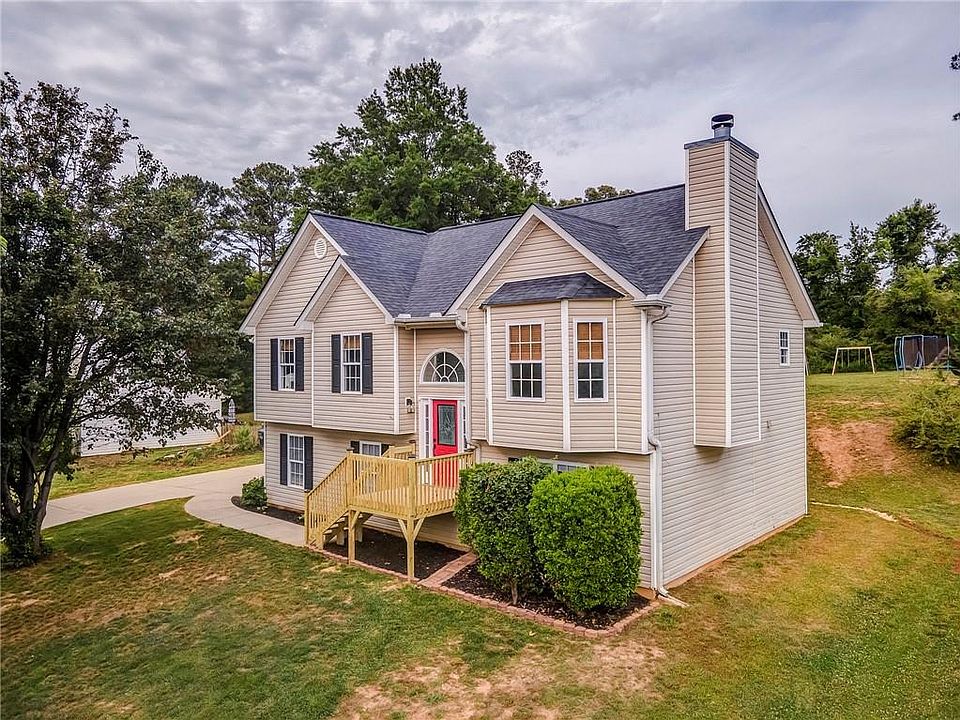 1st image of 30 Kingston Pointe Dr