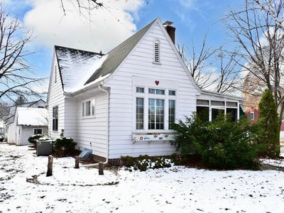 875 W Howard St, Winona, MN, 55987
