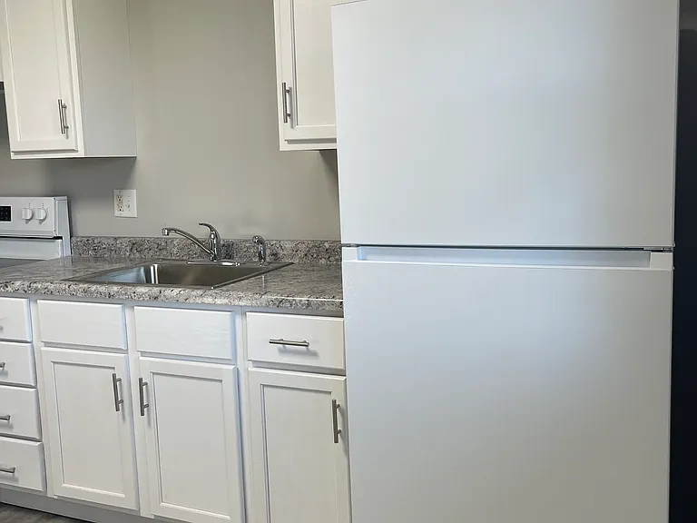 358 W Bethel Dr #6 — Photo 5