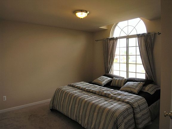 4th image of 8500 Indian Pipe Dr