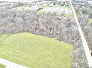 Hough Rd, Almont, MI 48003