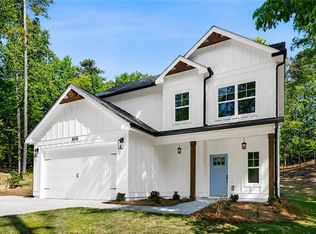 3035 Hamilton Rd, Cumming, GA 30041