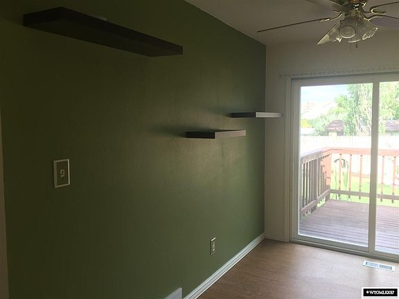5th image of 380 Greasewood St