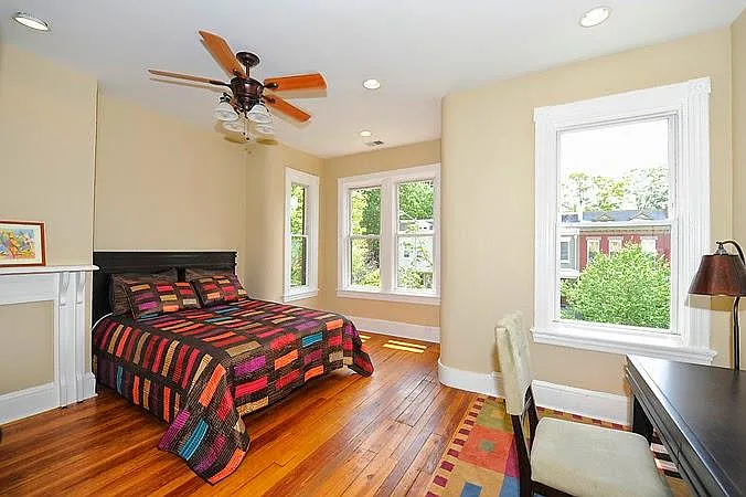 Large Bedroom (2nd Floor) with walk-in closet (Ceiling fan n