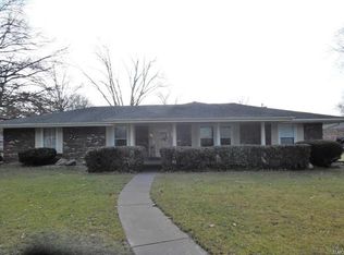 2327 Briarcliff Dr, Alton, IL 62002