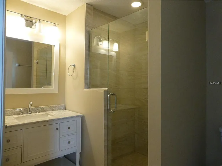 3272 SE 56th Ter — Photo 9