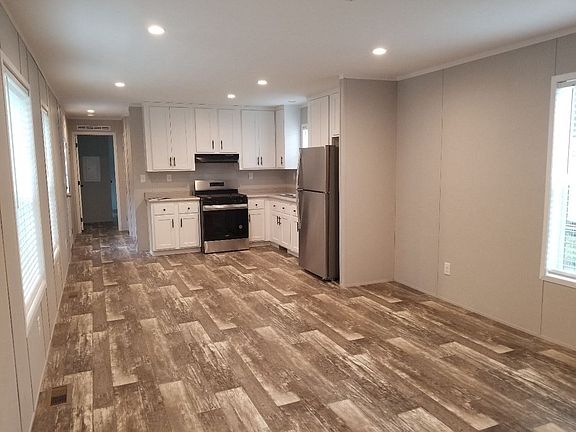 5th image of 51 Monson Turnpike Rd #1067