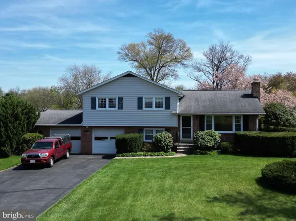 7935 Edgewood Farm Rd, Frederick, MD 21702