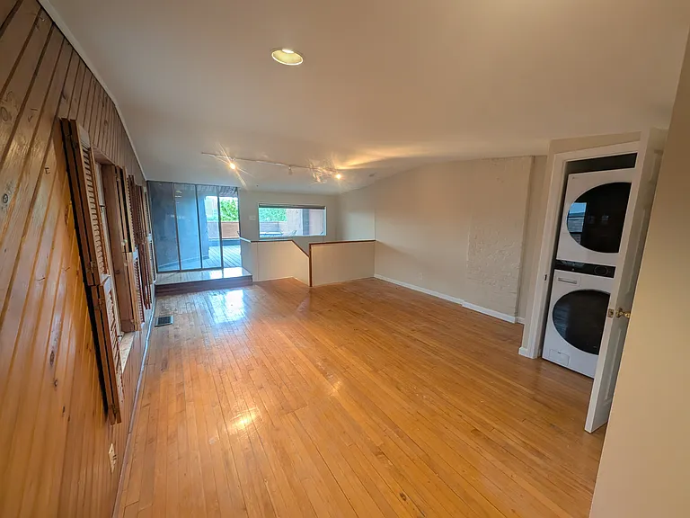 513 Milton St #2 — Photo 18
