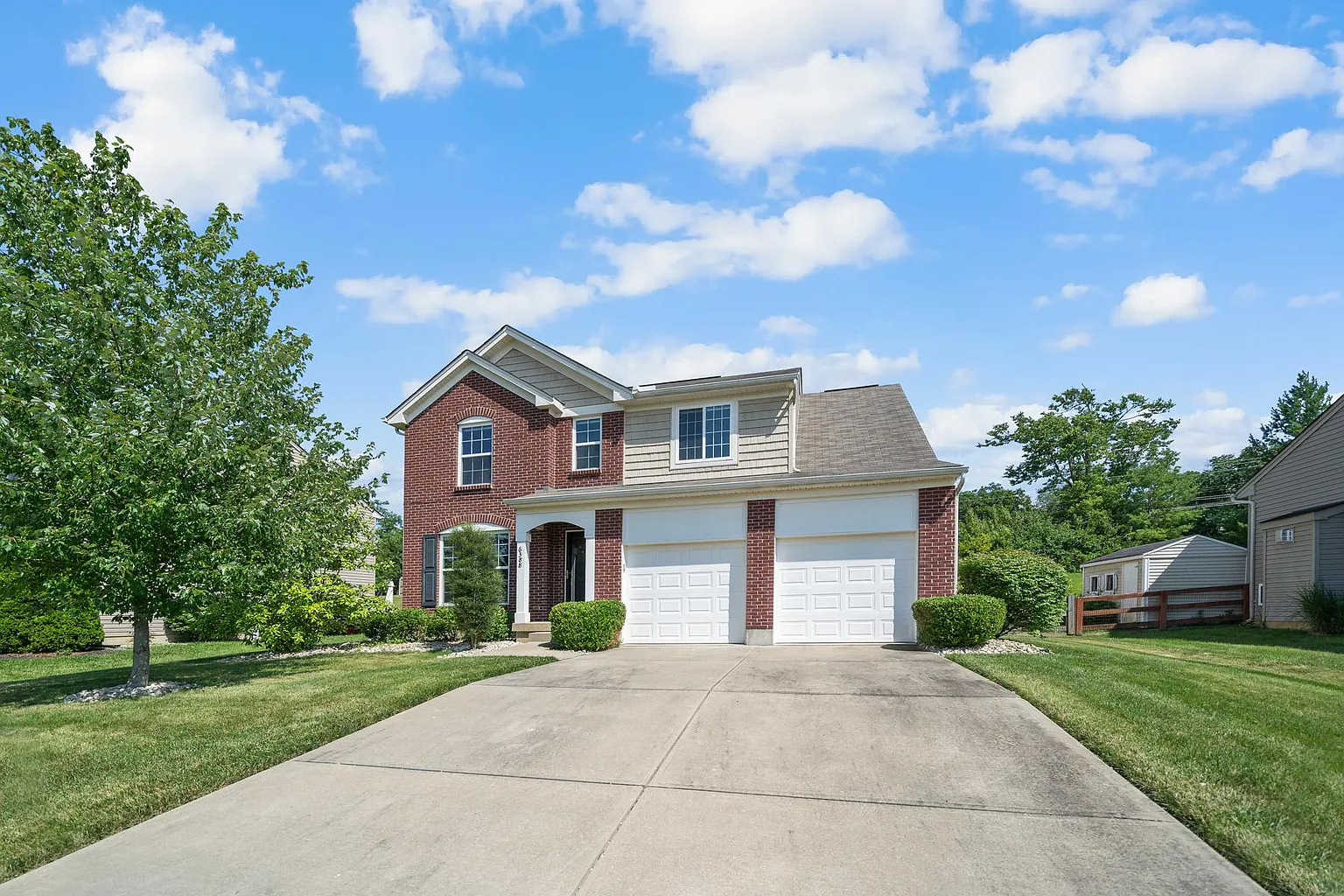 6388 Pembroke Dr photo 1