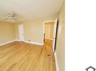 559 Lucia Ave, Baltimore, MD 21229