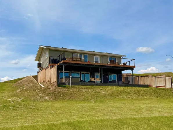214 Hillcrest Place, Lac Pelletier Rm No 107, SK S0N 2Y0