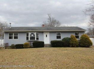 150 Brooks Ave, Bayville, NJ 08721
