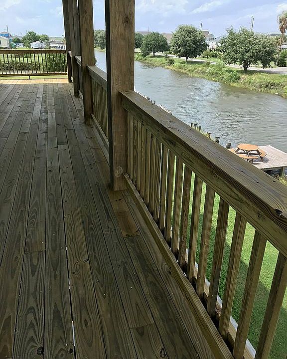 2nd image of 1134 Prides Ln