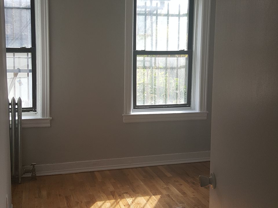 Building Photo 3
