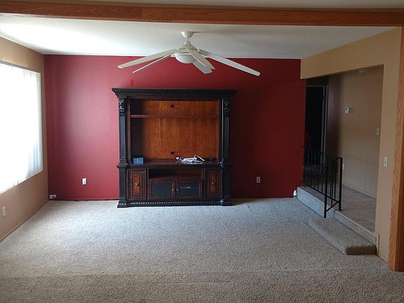 4th image of 2946 Admiral Dr