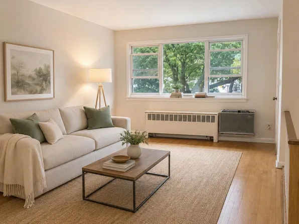 69-38 Kissena Blvd Kissena Blvd #135B, Kew Garden Hills, NY 11367