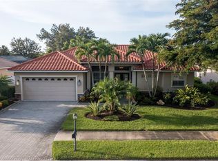 5251 Benjamin Ln, Sarasota, FL 34233