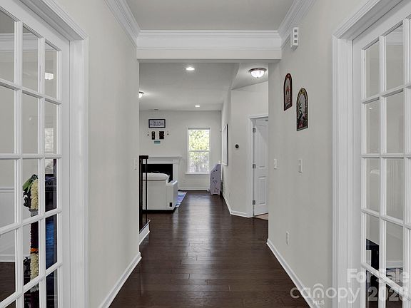3rd image of 11587 Macallano Dr