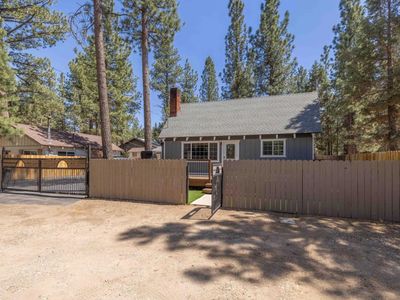 2050 9th Ln, Big Bear City, CA, 92314