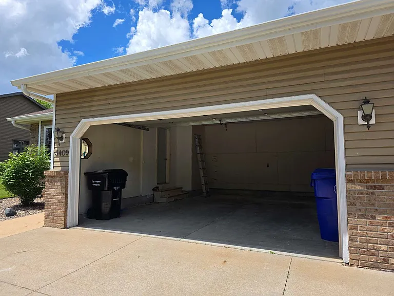 3409 N Meade St — Photo 26