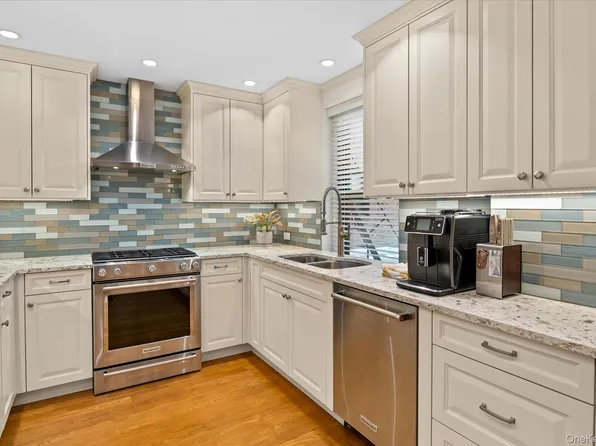 83-30 98th Street #1H, Woodhaven, NY 11421