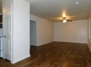 1900 Live Oak St #17, Commerce, TX 75428