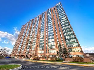 155 Hillcrest Ave #201, Mississauga, ON L5B 3Z2