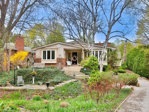 117 Watson Ave, Oakville, ON L6J 3T5