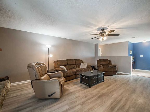 4th image of 4420 Widgeon Way