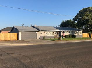 220 Houghton Ave, Corning, CA 96021