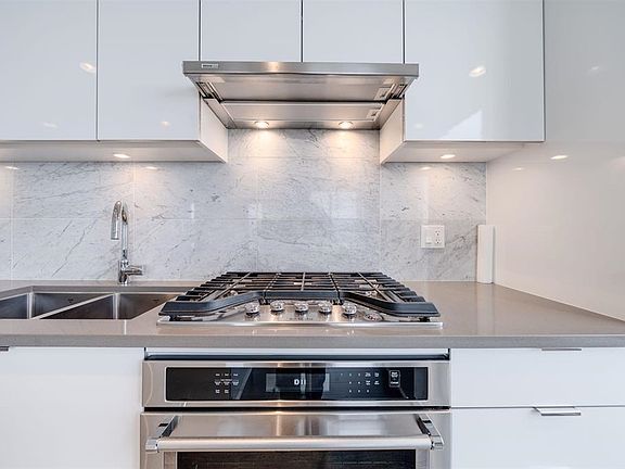 4th image of 5883 Barker Ave #2807
