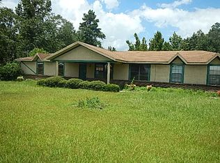 1358 Watts Ave, Chipley, FL 32428