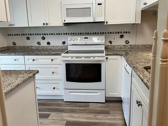 2nd image of 801 Chelsee Way