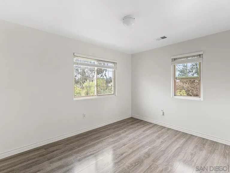1120 Quail St — Photo 6