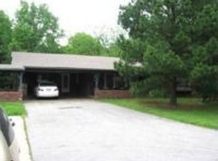 1406 E Mission Blvd, Fayetteville, AR 72701