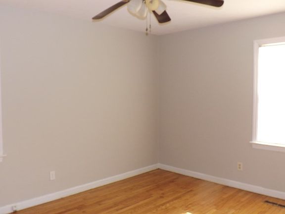 5th image of 900 Franklin St