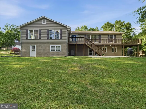 286 Tub Run Hollow Rd, Hedgesville, WV 25427