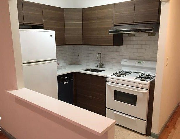 1st image of 190 Elizabeth St APT 3R