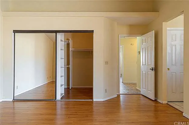 10912 Moreno Ave — Photo 29