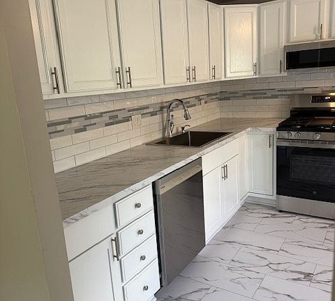 4th image of 15 W Eden Ct
