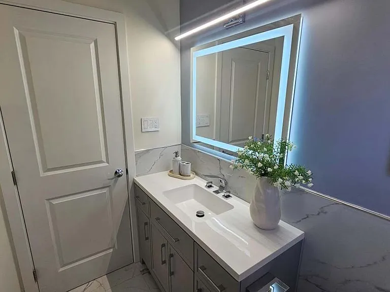 1252 Margery Ave — Photo 16